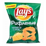LAYS чипсы картофельные Рифленые Нежный Сыр с Луком 80 гр